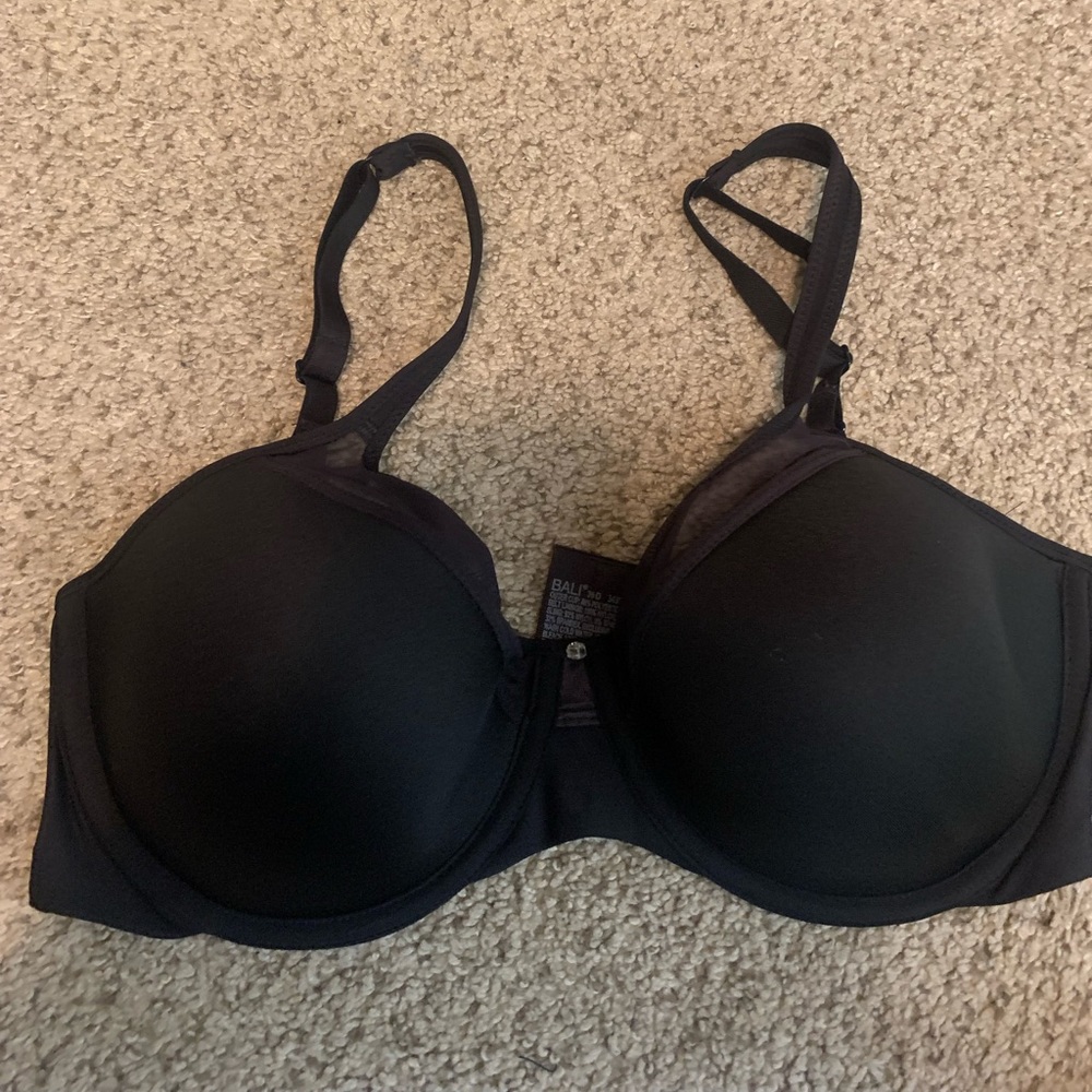 36D Bali full coverage bra. Good used condition. Lots of life left!